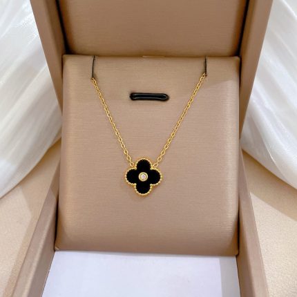 Necklace 11