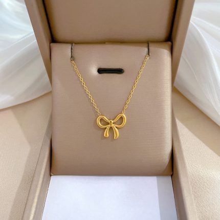 Necklace 52