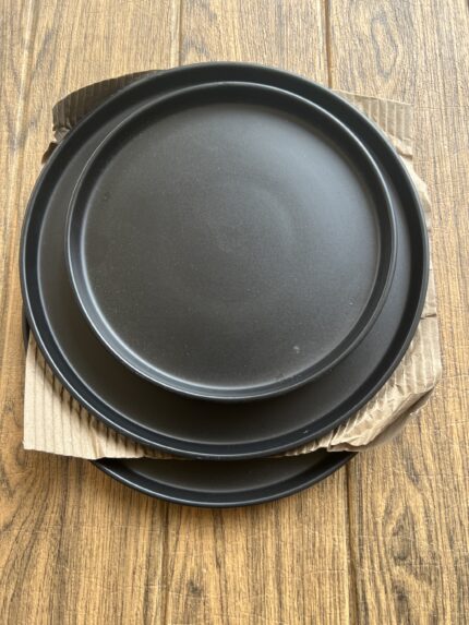 Ceramic plate set 3