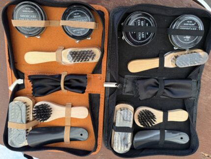 Shoe polish set