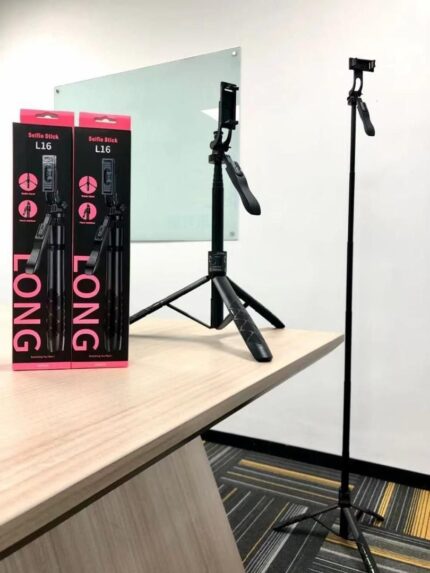 L16 Tripod