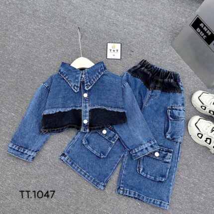 Children wear 21