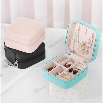 Leather jewelry box