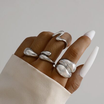 Knuckle ring 12