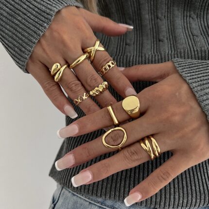 Knuckle ring 15